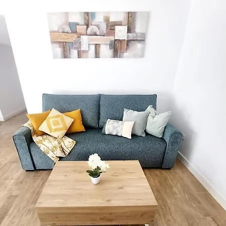 Ela Fuengirola